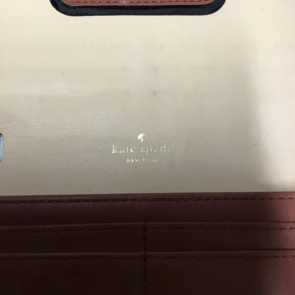 Kate Spade Wallet - Picture 5 of 9